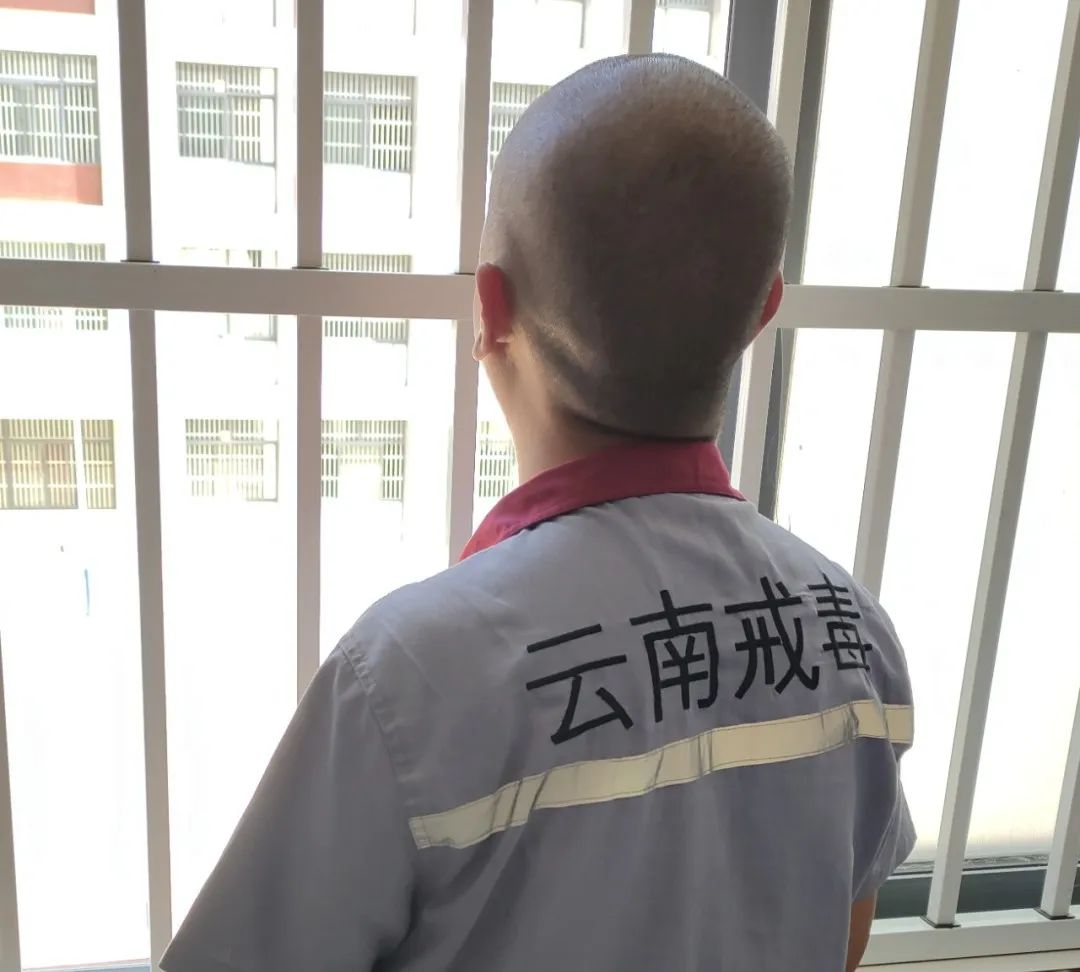 在戒毒所学会“茶叶加工”技能的我，终于重新找回了自我......